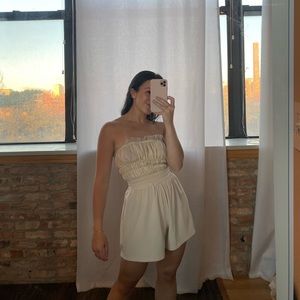 Textured light pink strapless bodysuit